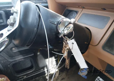 1987 Jeep Wrangler z USA, uszkodzony, nr VIN 2BCHL81J9HB503506